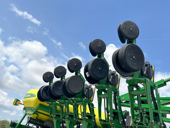 2015 John-Deere 1795