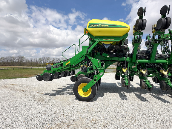2015 John-Deere 1795