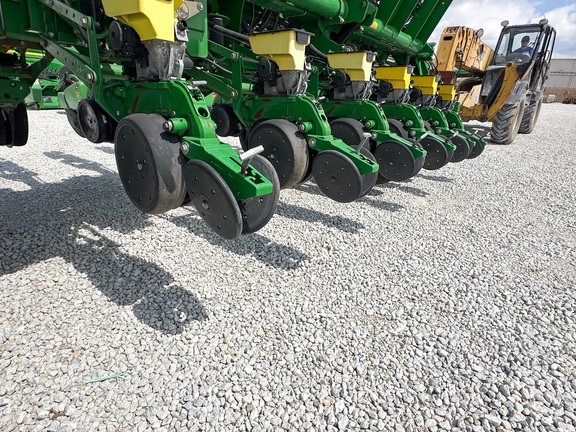 2015 John-Deere 1795