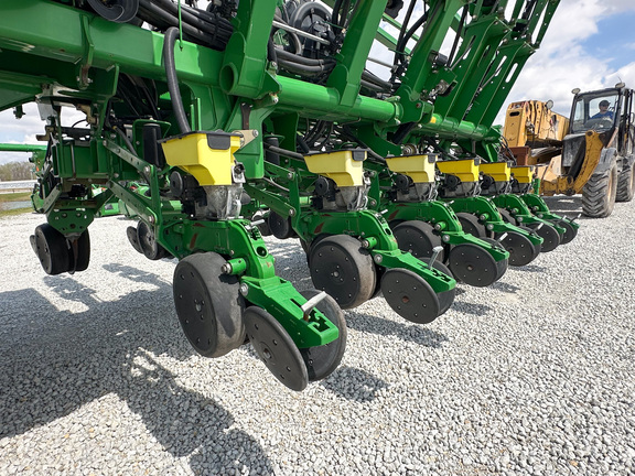 2015 John-Deere 1795