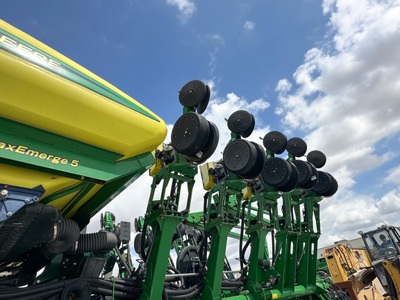 2015 John-Deere 1795