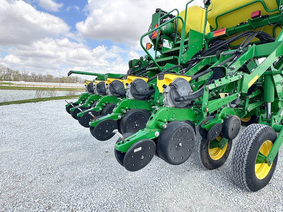 2015 John-Deere 1795