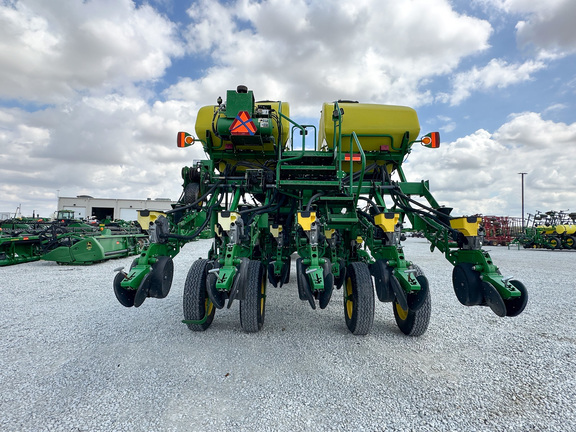 2015 John-Deere 1795