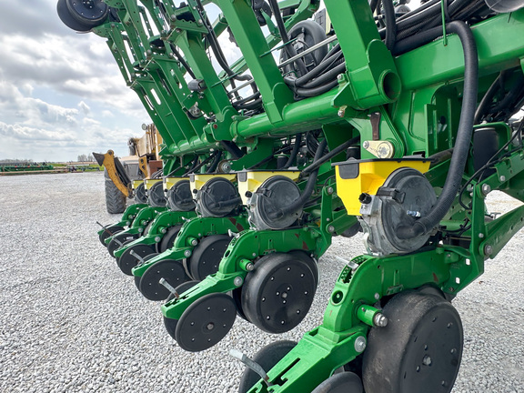 2015 John-Deere 1795