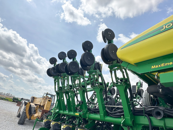 2015 John-Deere 1795