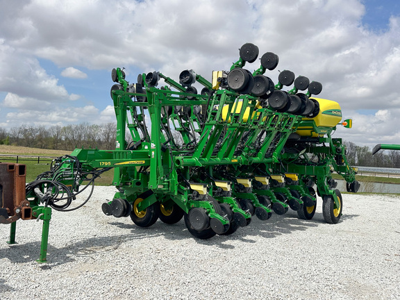 2015 John-Deere 1795
