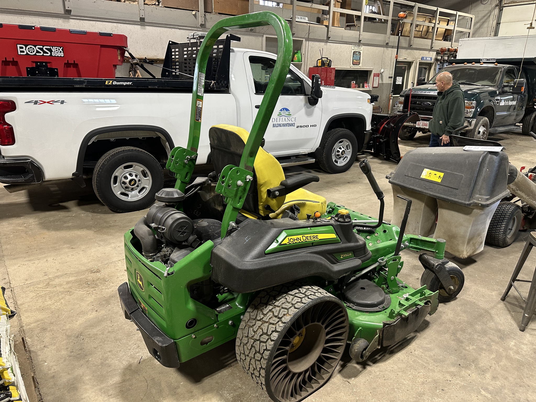 2020 John Deere Z950R Image 5