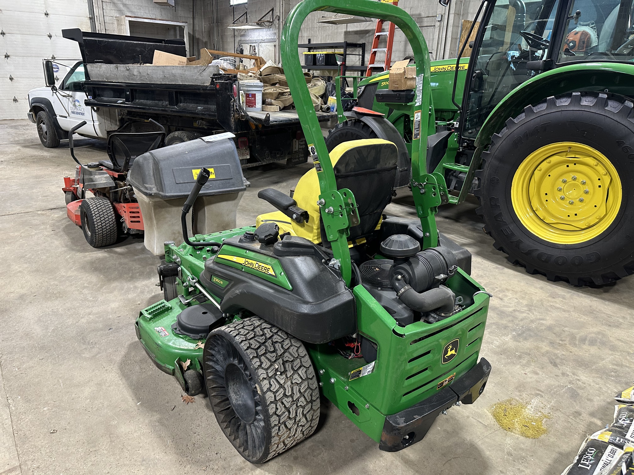 2020 John Deere Z950R Image 3