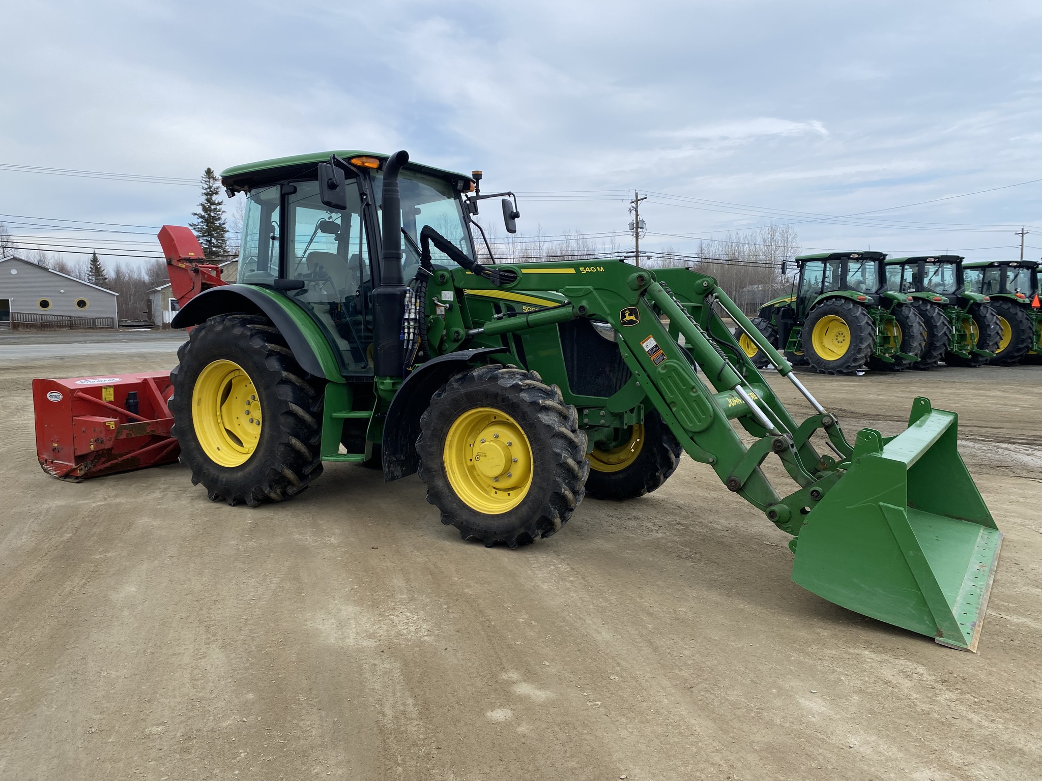 2022 John Deere 5090M Image 3