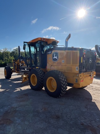 2024 John Deere 672G