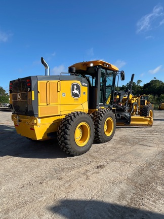 2024 John Deere 672G