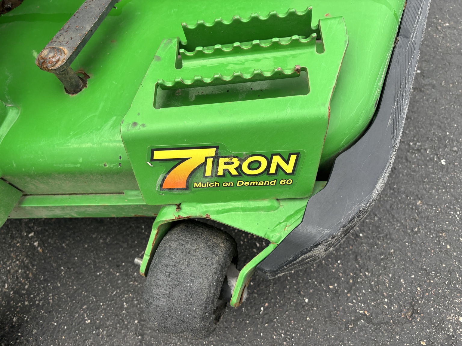 Used 2023 John Deere Z930M Zero Turn Mowers at Koenig Equipment in Tipp City, OH - PhotoXL12