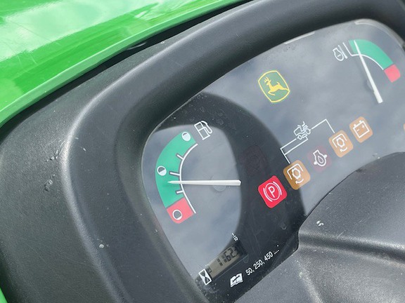 Used 2005 John Deere X485 Lawn & Garden Tractors at Koenig Equipment in Urbana, OH - Photo4