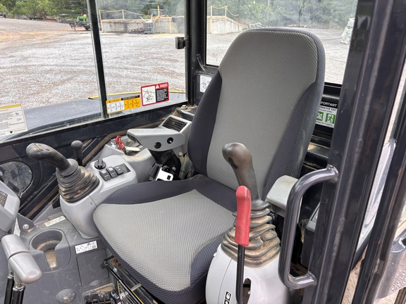 2022 John Deere 60G