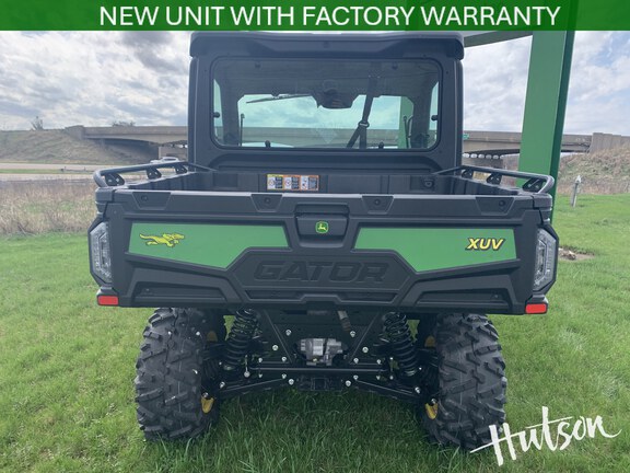 Photo of 2025 John Deere XUV 875M