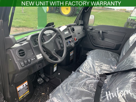 Photo of 2025 John Deere XUV 875M