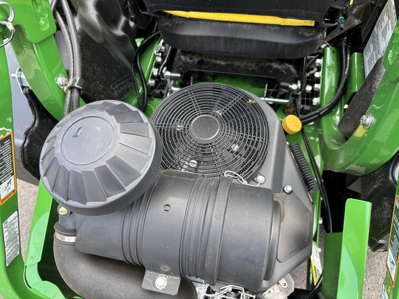 Used 2022 John Deere Z930R Zero Turn Mowers at Koenig Equipment in Urbana, OH - Photo8