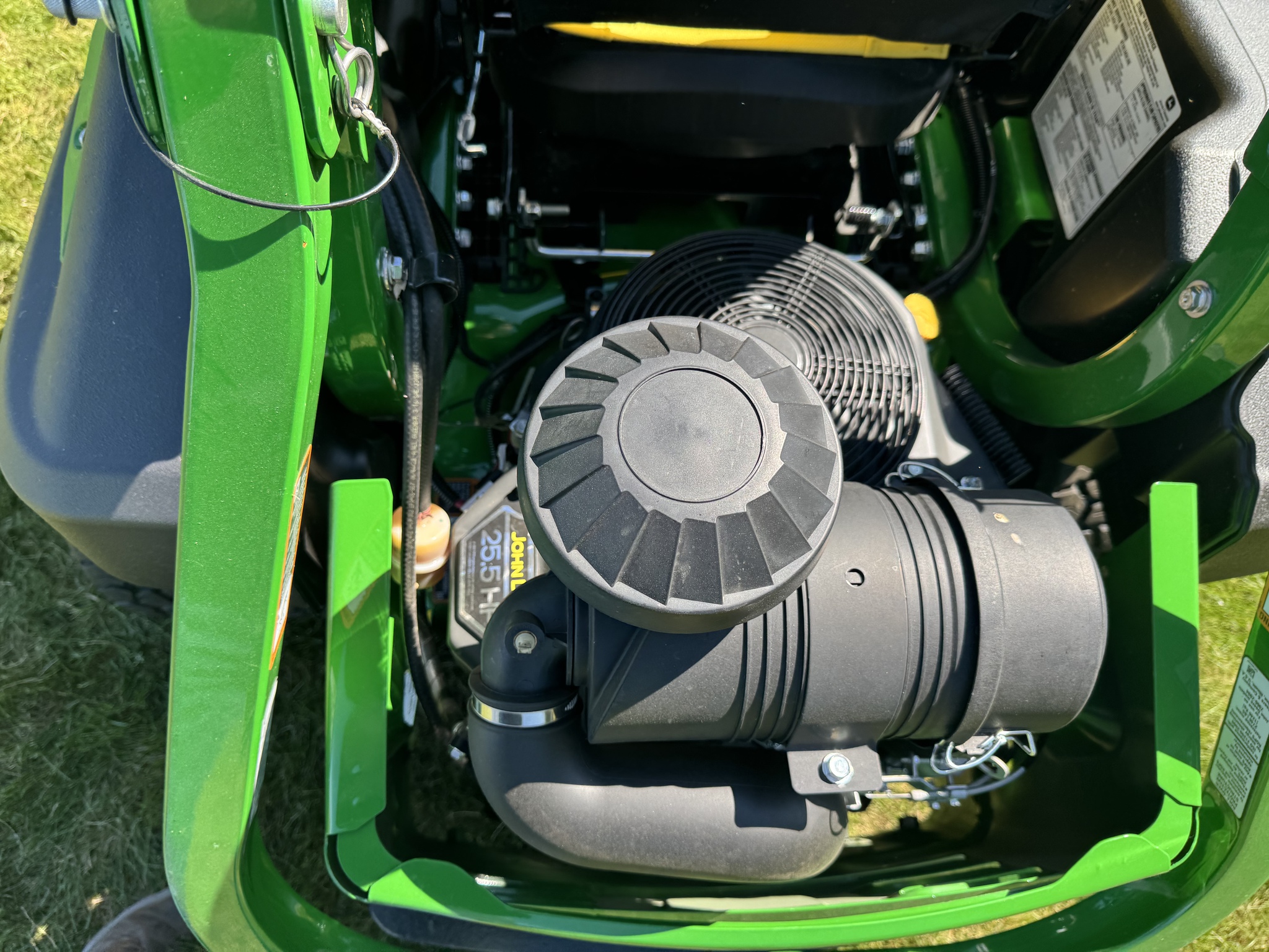Used 2022 John Deere Z930R Zero Turn Mowers at Koenig Equipment in Greensburg, IN - PhotoXL8