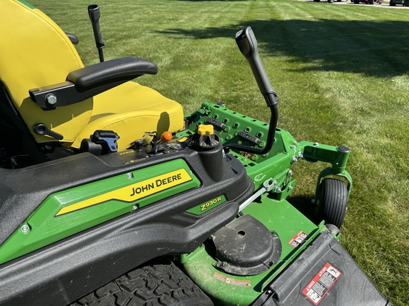 Used 2022 John Deere Z930R Zero Turn Mowers at Koenig Equipment in Greensburg, IN - Photo11