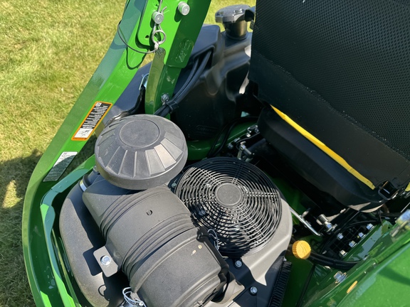 Used 2022 John Deere Z930R Zero Turn Mowers at Koenig Equipment in Greensburg, IN - Photo13