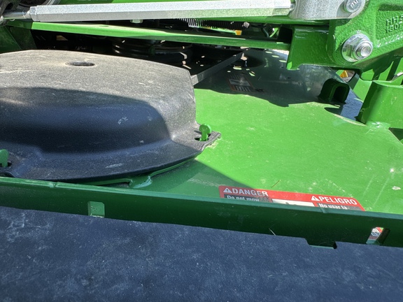 Used 2022 John Deere Z930R Zero Turn Mowers at Koenig Equipment in Greensburg, IN - Photo17