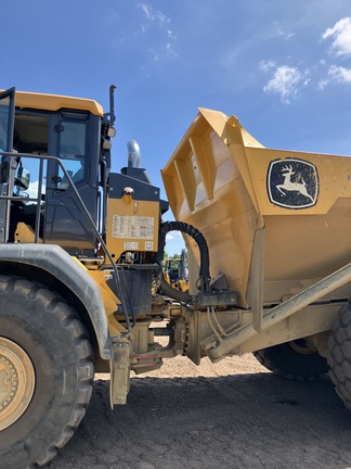 2023 John Deere 410 P