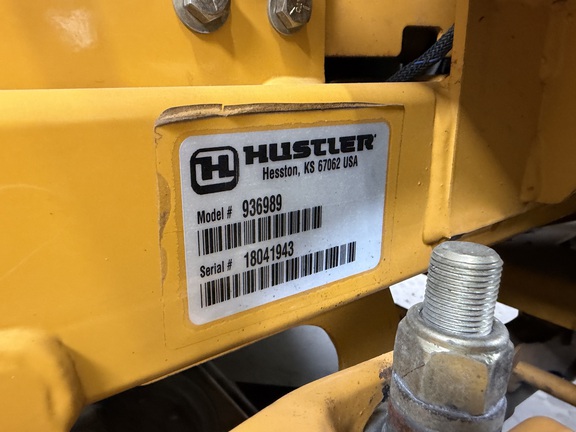 2018 Hustler Super Z - Photo20