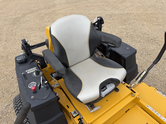 2018 Hustler Super Z - Photo19