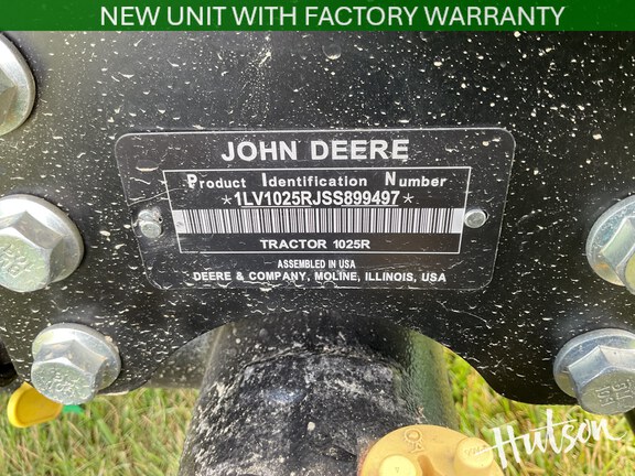 Photo of 2026 John Deere 1025R