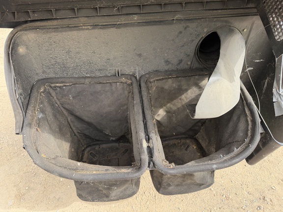 2014 John Deere Z425 - Photo17