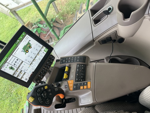 Photo of 2019 John Deere S780