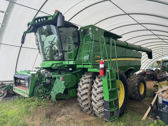 Photo of 2019 John Deere S780