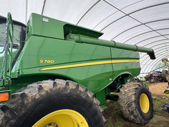 Photo of 2019 John Deere S780