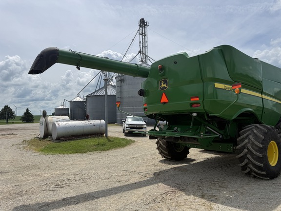 2012 John Deere S690 - Photo10