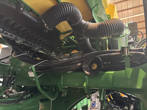 Used 2025 John Deere 1795 Planters: Drawn at Koenig Equipment in Franklin, IN - Photo2