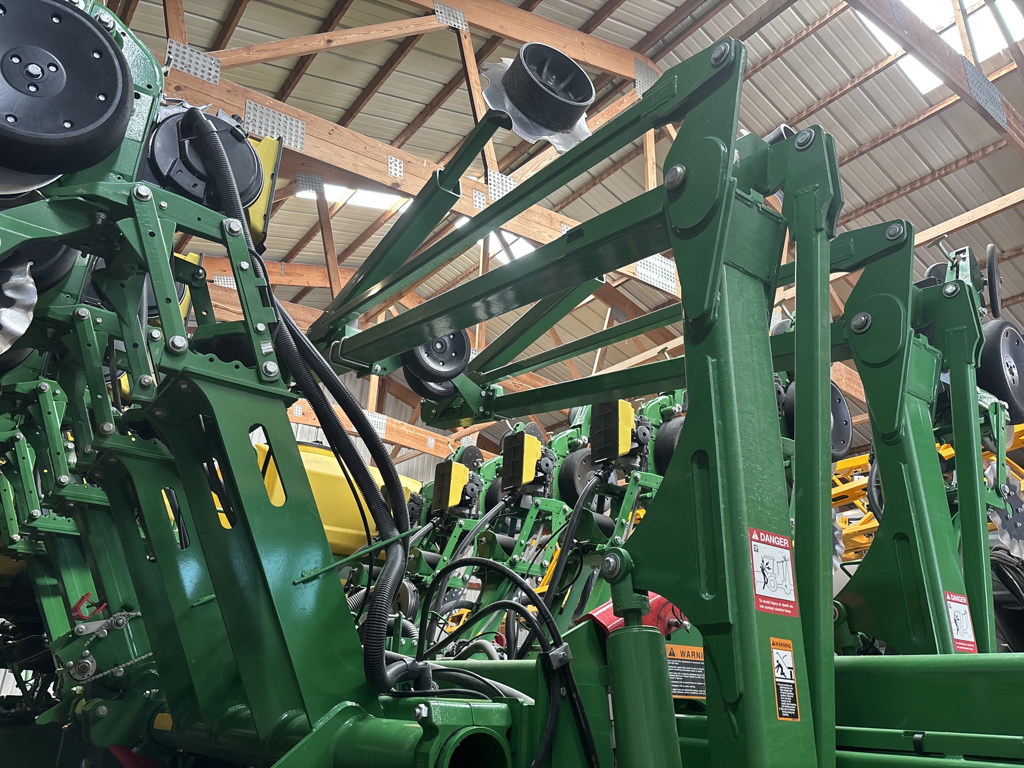 Used 2025 John Deere 1795 Planters: Drawn at Koenig Equipment in Franklin, IN - PhotoXL13