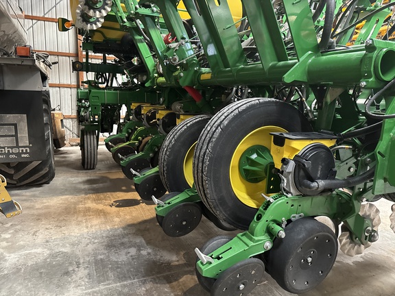 Used 2025 John Deere 1795 Planters: Drawn at Koenig Equipment in Franklin, IN - Photo15