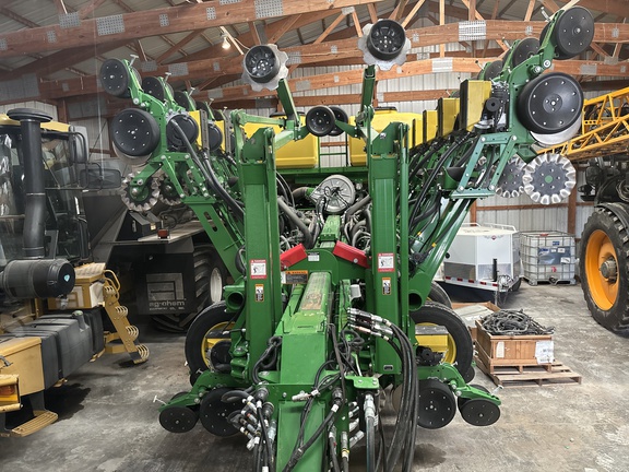 Used 2025 John Deere 1795 Planters: Drawn at Koenig Equipment in Franklin, IN - Photo17