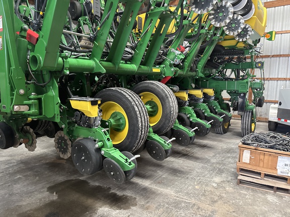 Used 2025 John Deere 1795 Planters: Drawn at Koenig Equipment in Franklin, IN - Photo26