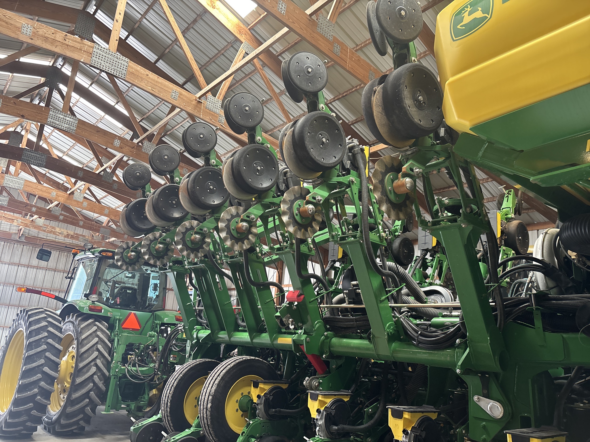 Used 2025 John Deere 1795 Planters: Drawn at Koenig Equipment in Franklin, IN - PhotoXL29