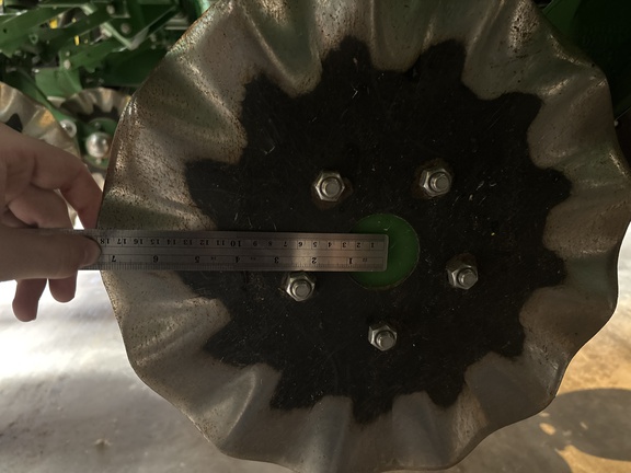 Used 2025 John Deere 1795 Planters: Drawn at Koenig Equipment in Franklin, IN - Photo30
