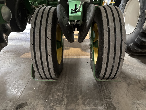 Used 2025 John Deere 1795 Planters: Drawn at Koenig Equipment in Franklin, IN - Photo32
