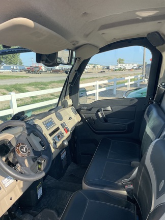 2025 John Deere XUV 845R (8th thumbnail)