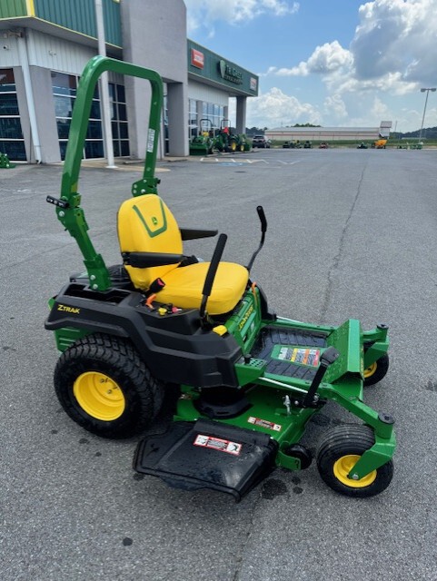 Z530M ZTrak™ Zero Turn Mower | TriGreen Equipment
