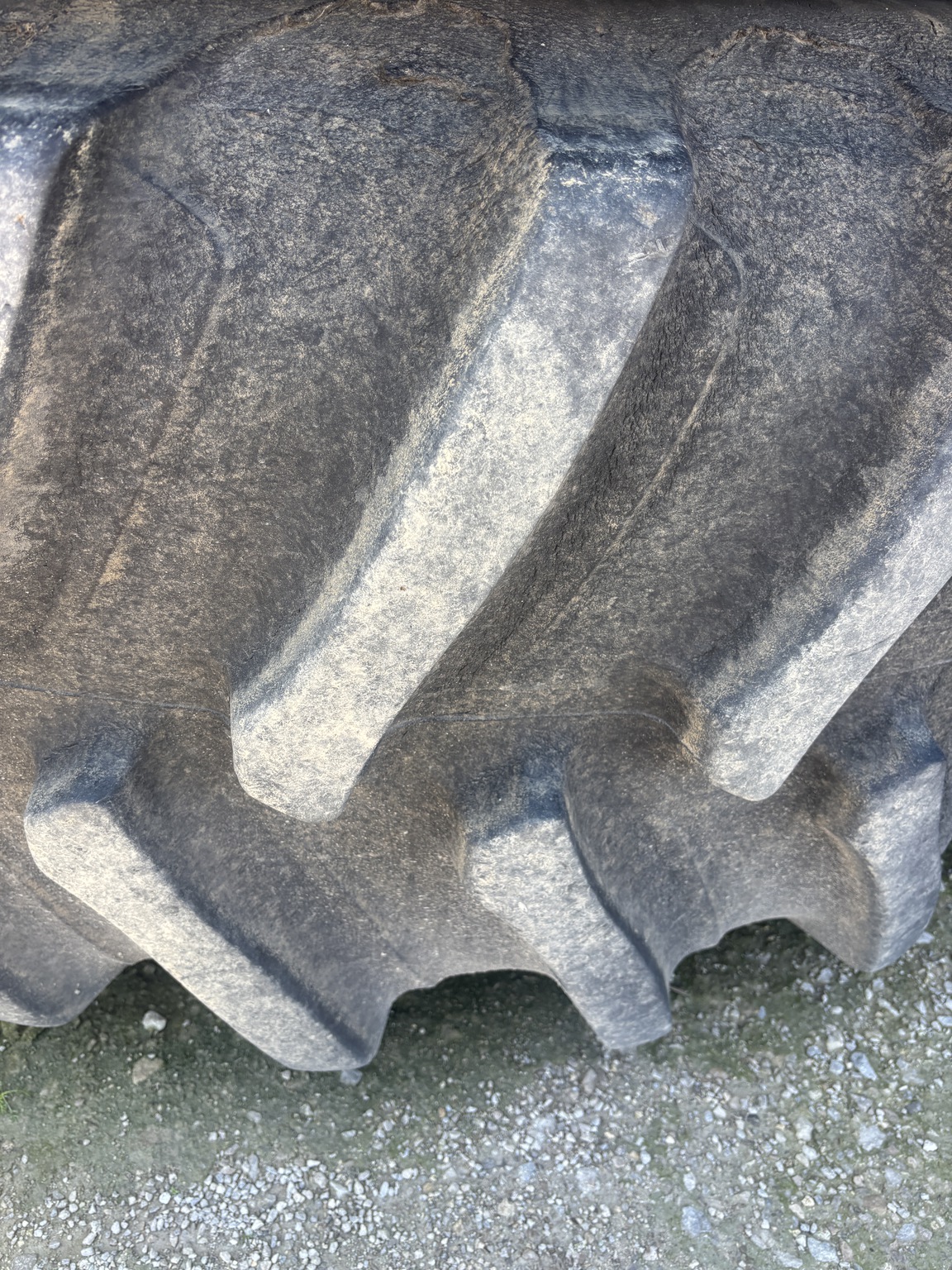 Used 2015 Firestone 650/85R38 Tires & Tracks at Koenig Equipment in Anna, OH - PhotoXL5