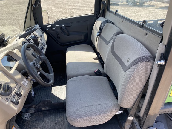 2023 John Deere XUV 835R - Photo9