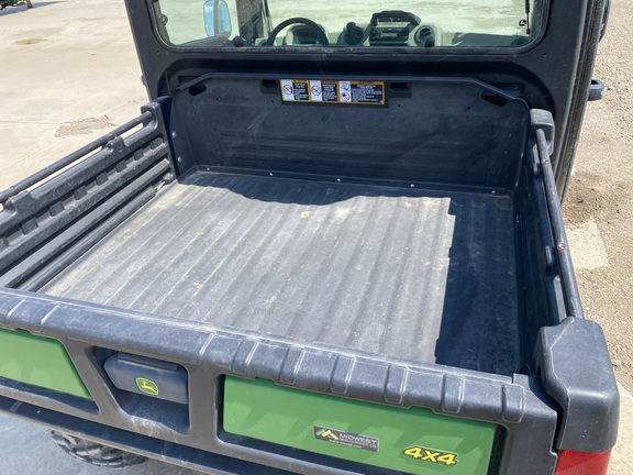 2023 John Deere XUV 835R - Photo4