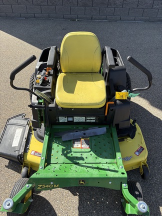 Used 2017 John Deere Z540M Zero Turn Mowers at Horizon Ag & Turf in Edmonton South, AB - Photo3