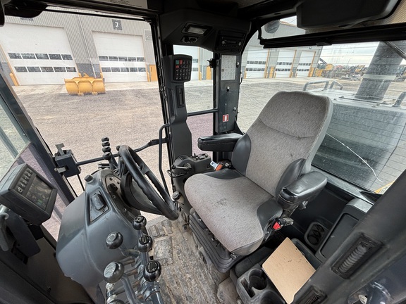 2019 John Deere 772G
