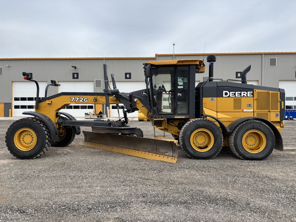 2019 John Deere 772G